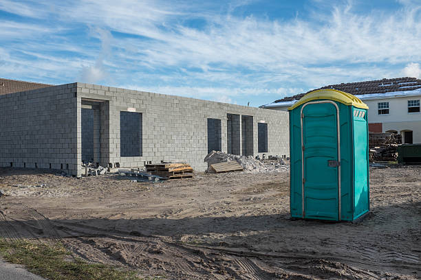 Porta potty delivery and setup in Orange Grove, TX
